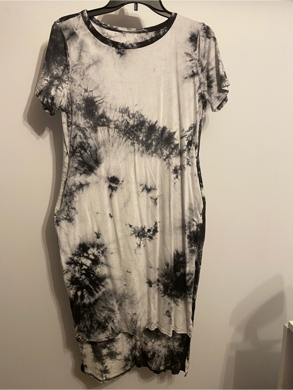 Black & White Tie-Dye Short Sleeve Women’s Dress